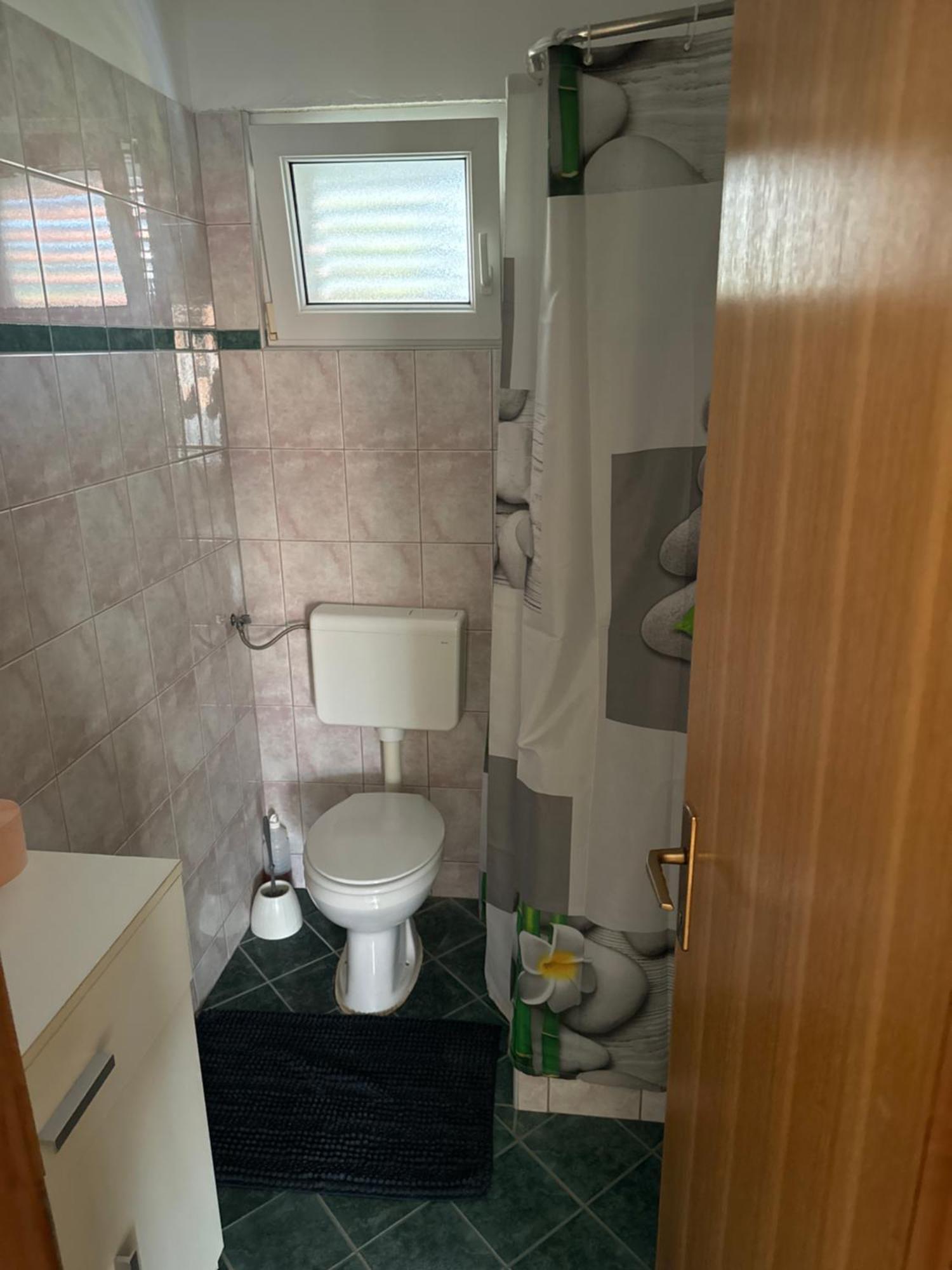 דירות ויר Apartman J&B מראה חיצוני תמונה